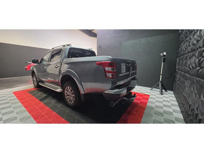 Mitsubishi L 200 PICK UP 2.4 181CH DOUBLE CABINE Intense  GRIS FONCE de 2018
