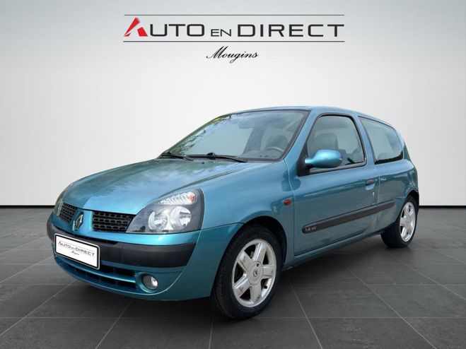 Renault Clio 1.4i 16V II BERLINE Extr�me PHASE 2 BLEU de 2002