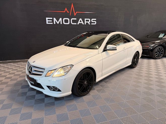 Mercedes Classe E 200 CGi AMG Blanc de 2011