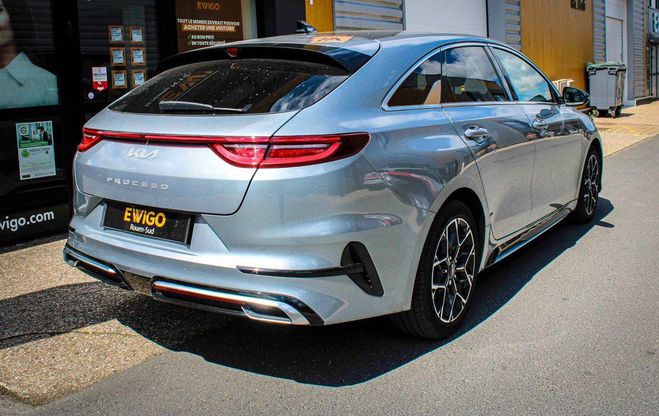 Kia ProCeed 1.5 t-gdi 160 ch gt line Gris de 2023