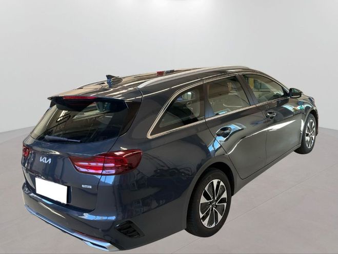 Kia Ceed d SW CEED 1.6 GDi Hybride Rechargeable 1 Gris Fonc� de 2021