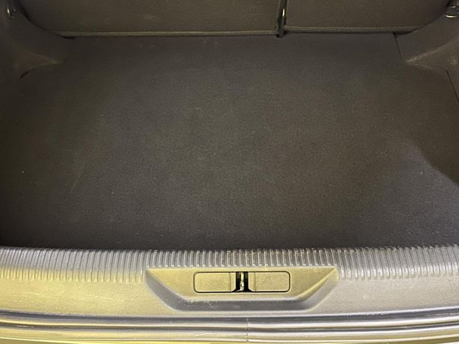 Peugeot 308 BERLINE ALLURE HYBRID 145 CH E-DCS6 GRIS CLAIR de 2025