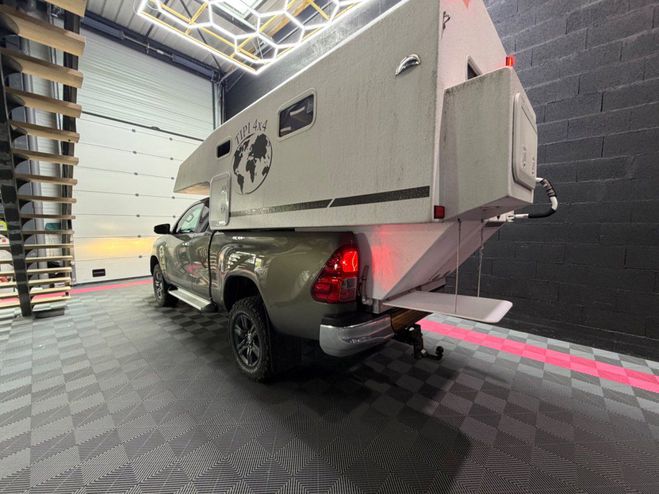 Toyota Hilux X-TRA CABINE RC21 4WD 2.8L 204 D-4D / AM Gris de 2022
