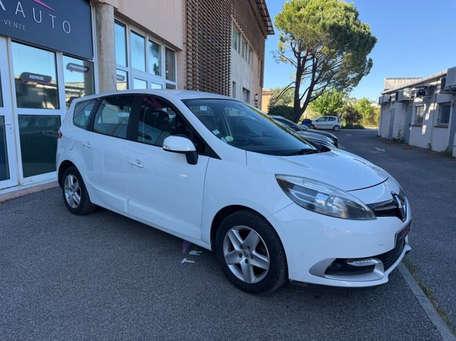 Renault Grand Scenic III dCi 110 Energy eco2 Zen 7 pl Blanc de 2015
