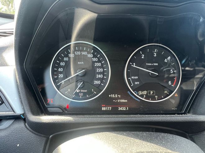 BMW Serie 2 (F48) (2) SDRIVE18D XLINE BVA8 Gris anthracite de 2017