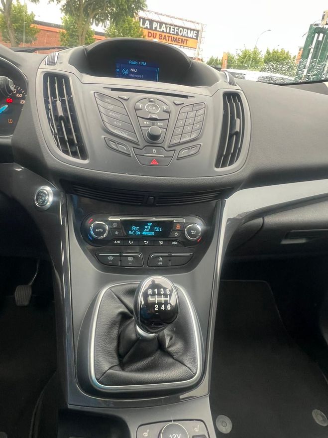 Ford Kuga II (2) 2.0 TDCI 150 S&S 4X2 TITANIUM Noir de 2015
