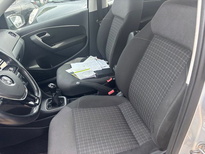 Volkswagen Polo V (2) 1.2 TSI 90 BLUEMOTION TECHNOLOGY C Gris de 2014