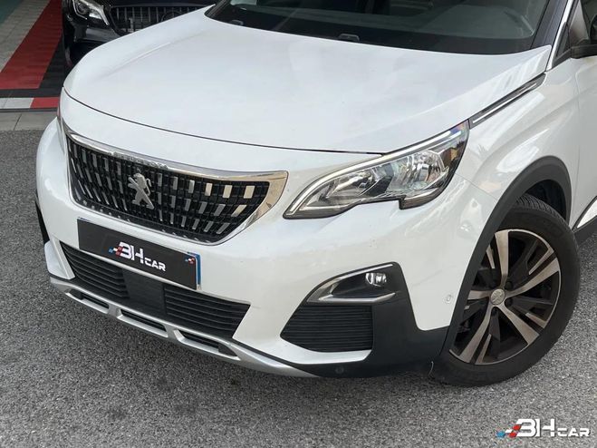 Peugeot 3008 1.2 130cv ALLURE / 1er MAIN / ENTRETIEN  Blanc de 2017