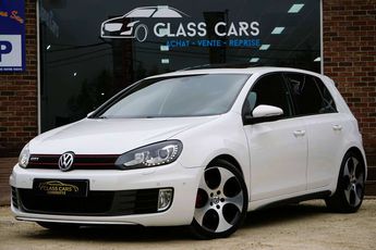  Voir d&eacute;tails -Volkswagen Golf GTI 2.0 TSI NAVI Bi-XENON PDC AV-AR CARN &agrave; Sombreffe (51)