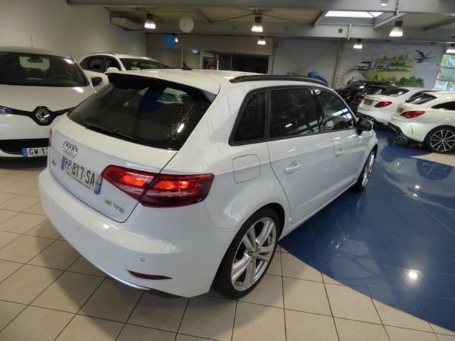 Audi A3 Sportback 35 TFSI CoD 150 S Line Blanc de 2019