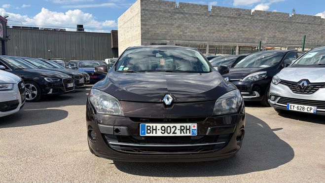 Renault Megane III 1.9 DCI 130 XV DE FRANCE EURO5 OK Marron de 2011