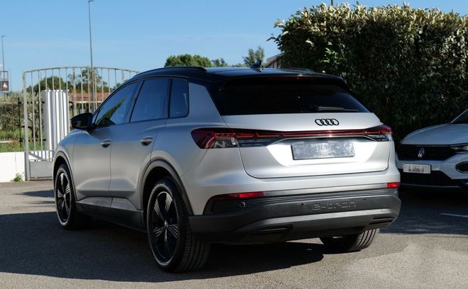 Audi Q4 E-Tron 35 55kwh executive 170 CH Gris de 2022