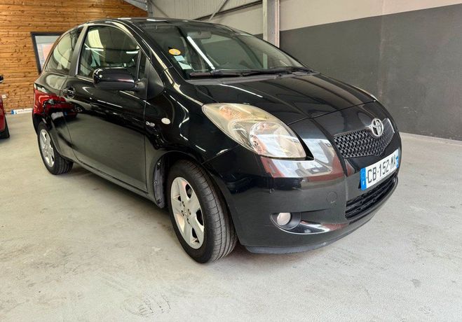 Toyota Yaris II 90 D-4D Multimedia 3p GARANTIE Noir de 2007