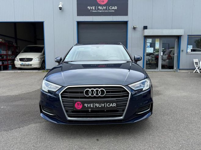 Audi A3 Sportback 1.6 TDI 116CH Design PHASE 2 A BLEU FONCE de 2017