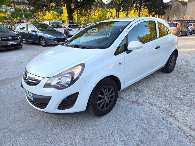 Opel Corsa D Essentia Blanc de 2014