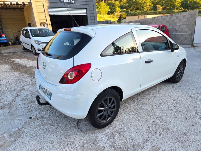 Opel Corsa D Essentia Blanc de 2014