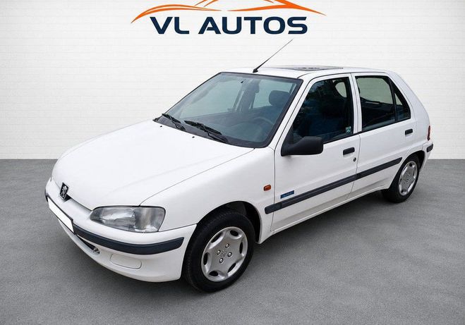 Peugeot 106 II Mistral 5 portes 1100 cm3 60 cv Ann�e Blanc de 1997