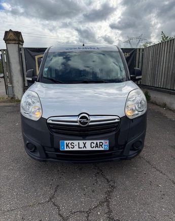  Voir d&eacute;tails -Opel Combo Van 1.3 CDTI 95CV 1 �re mains &agrave; Peltre (57)
