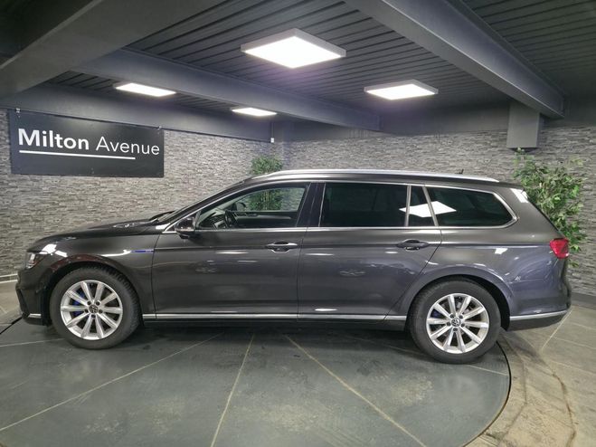 Volkswagen Passat SW 1.4 16V TSI + Hybrid Rechargeable - B GRIS de 2021
