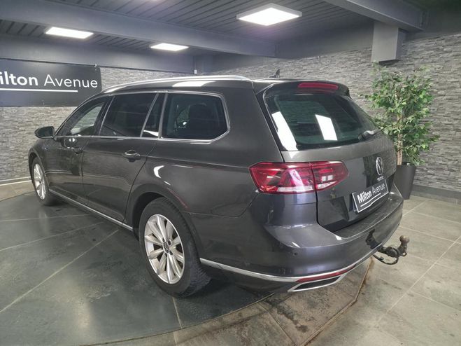 Volkswagen Passat SW 1.4 16V TSI + Hybrid Rechargeable - B GRIS de 2021