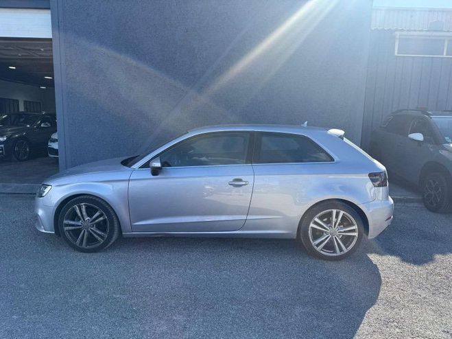 Audi A3 2.0 TDI 150CH FAP ADVANCED S TRONIC 6 Gris C de 2016