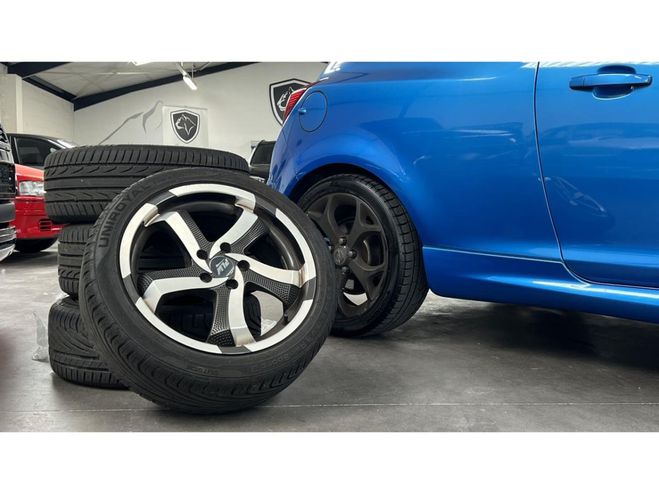 Opel Corsa 1.6i Turbo - 192 D BERLINE OPC PHASE 1 BLEU de 2010