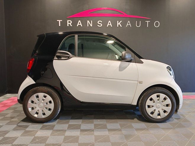 Smart Fortwo COUPE 1.0 71 ch BVA6 Pure / MOTEUR A CHA Blanc de 2017