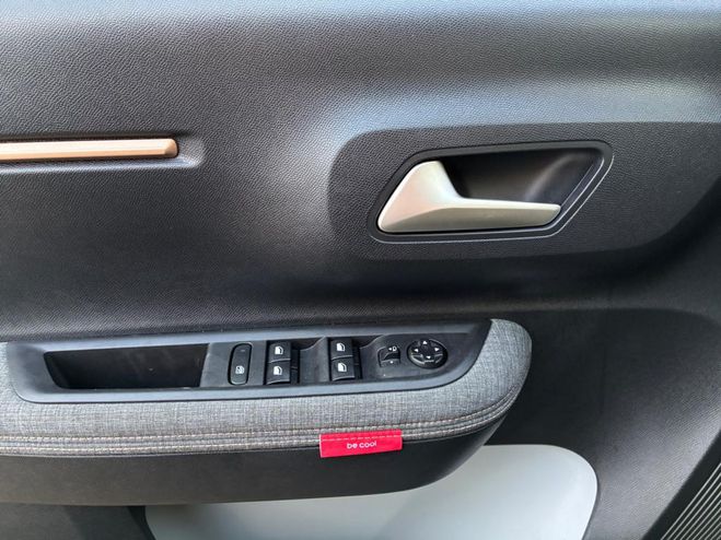 Citroen C3 NOUVEAU 1.2 Turbo 100ch Plus GRIS MERCURY de 2025