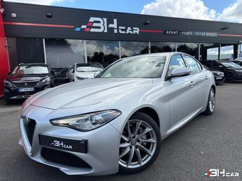  Voir d&eacute;tails -Alfa romeo Giulia 2.2 JTDM 150 SUPER BVA &agrave; Pluneret (56)