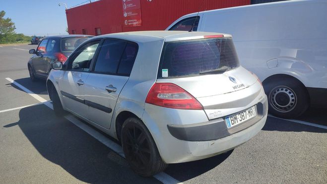 Renault Megane AUTHENTIQUE 1.5DCI 85 PAYE EBN 4X  de 2007