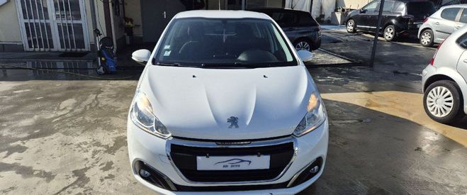 Peugeot 208 1.6 bluehdi 75ch active 5p 2018 Blanc de 2018