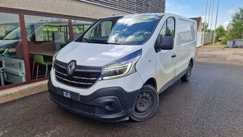  Voir d&eacute;tails -Renault Trafic BLUE DCI &agrave; Quetigny (21)