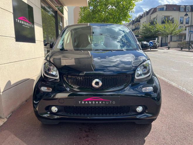 Smart Fortwo COUPE 0.9 90 ch SS BA6 Prime Noir de 2017