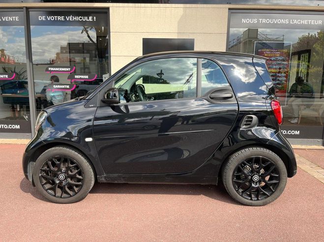 Smart Fortwo COUPE 0.9 90 ch SS BA6 Prime Noir de 2017