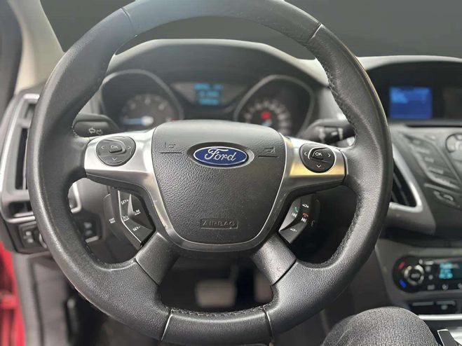 Ford Focus 2.0 TDCI 115CH FAP TITANIUM POWERSHIFT 5 BORDEAU de 2012