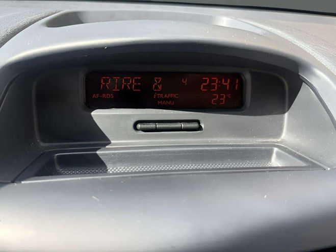 Renault Clio 1.5 DCI 80CH CAMPUS CLIM 5P GRIS C de 2005