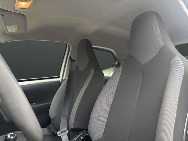 Toyota Aygo 1.0 VVT-I 72CH X-PLAY 5P MY19 BLANC de 2021