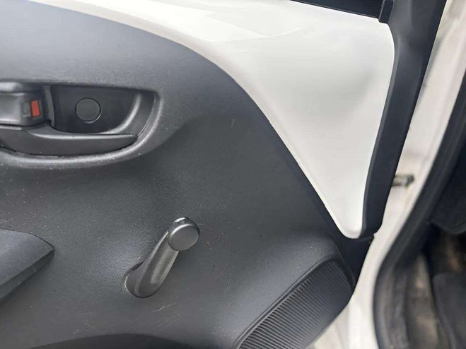 Toyota Aygo 1.0 VVT-I 72CH X-PLAY 5P MY19 BLANC de 2021