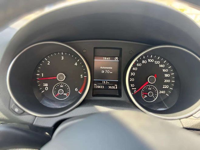 Volkswagen Golf 2.0 TDI 140CH BLUEMOTION FAP CARAT DSG6 NOIR de 2012