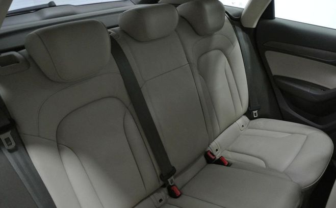 Audi Q3 2.0 TFSI 170 ch Quattro Ambition Luxe S  Noir de 2013