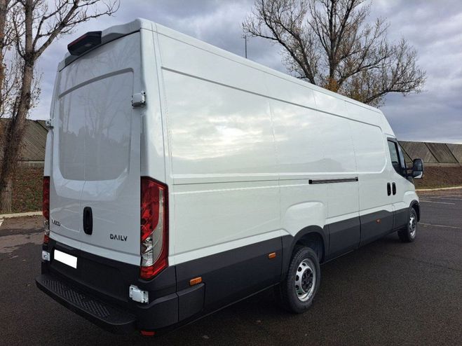 Iveco Daily FOURGON 35S18 A8 180CV 3L L4H2 16M3 Blanc de 2026
