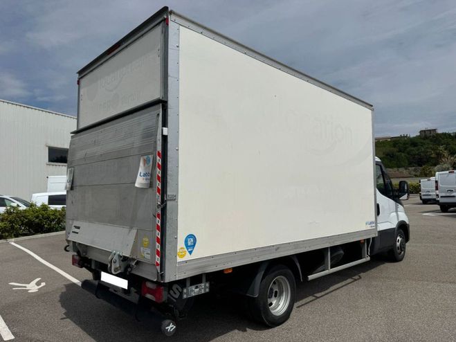 Iveco Daily CAISSE 35C16 HAYON Blanc de 2021