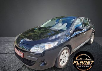  Voir d&eacute;tails -Renault Megane 3 1.5 dci 110 Automatique Carnet   Garan &agrave; Montceau-les-Mines (71)