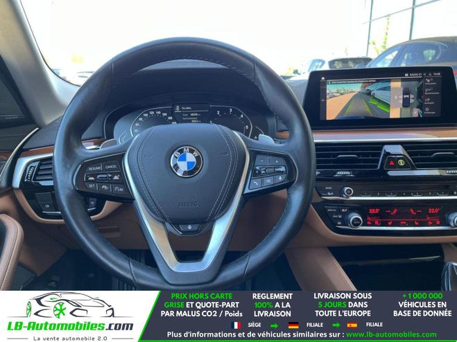 BMW Serie 5 530d 286 ch BVA Bleu M�tallique de 2021