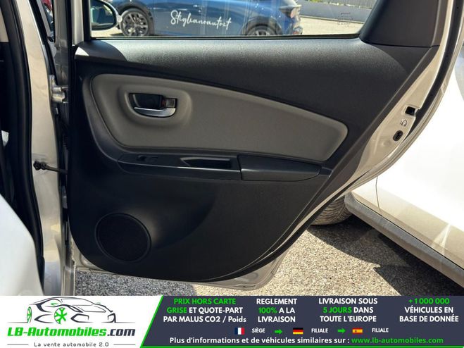 Toyota Yaris 70 VVT-i BVM Gris de 2018