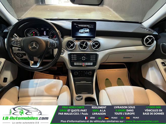 Mercedes Classe GLA 200 d  BVA Bleu de 2018