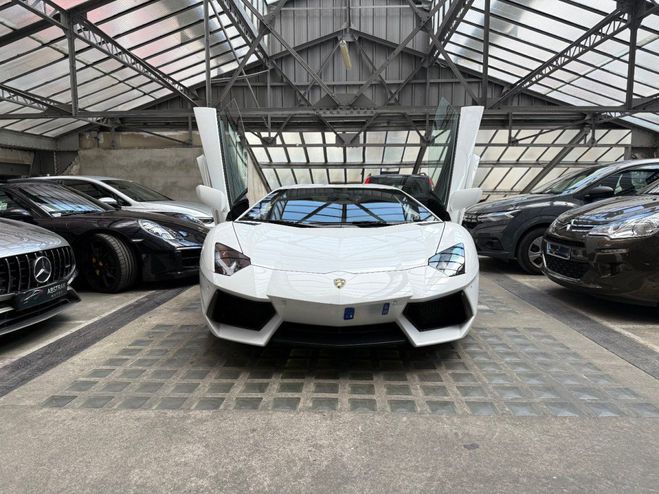 Lamborghini Aventador coupe 6.5 AWD 700cv Blanc de 2017