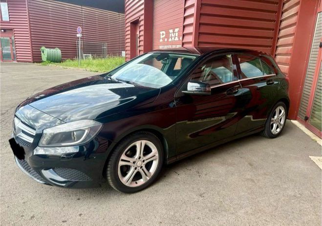 Mercedes Classe A a160 cdi 90 cv pack sport leds gps regul Noir de 2014