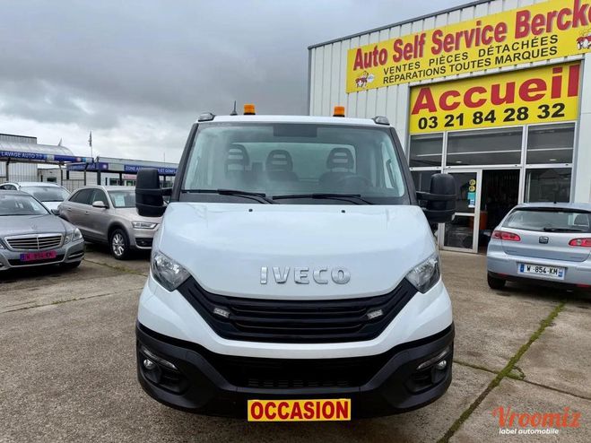 Iveco Daily BENNE ACIER JPM LONG 3300 35C16 3,0 L    Blanc de 2022