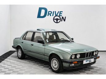  Voir d&eacute;tails -BMW Serie 3 E30 - 323i - BERLINE &agrave; Saint-Andr�-de-Corcy (01)
